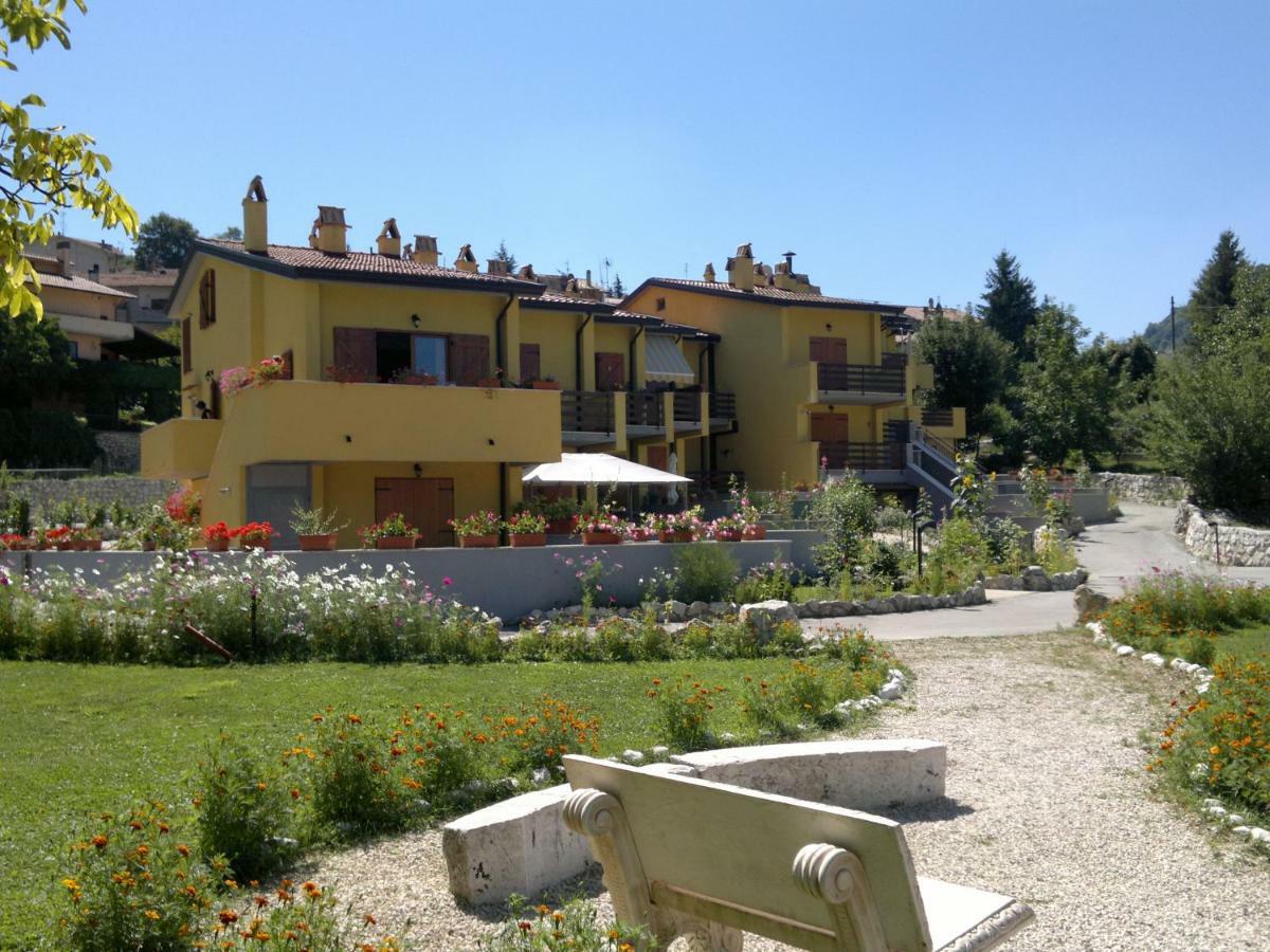 Apartament 4Flats In Orto Di Venanzio Barrea Zewnętrze zdjęcie